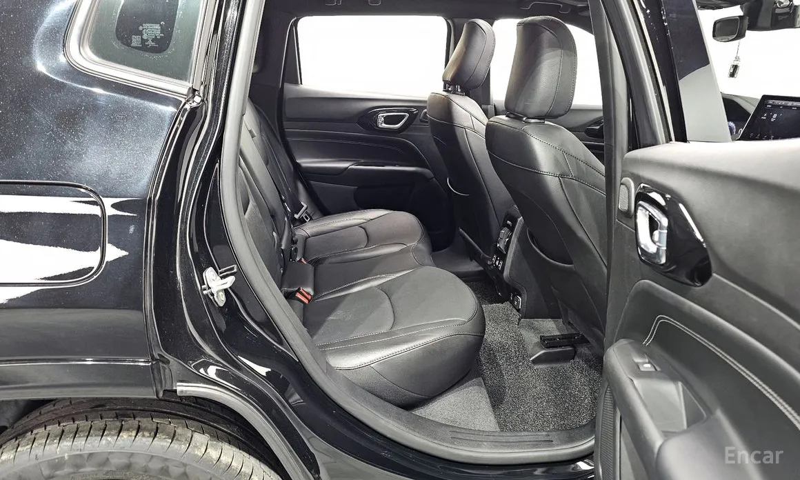 Фото 12 - Jeep Compass