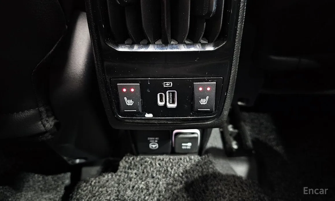 Фото 18 - Jeep Compass