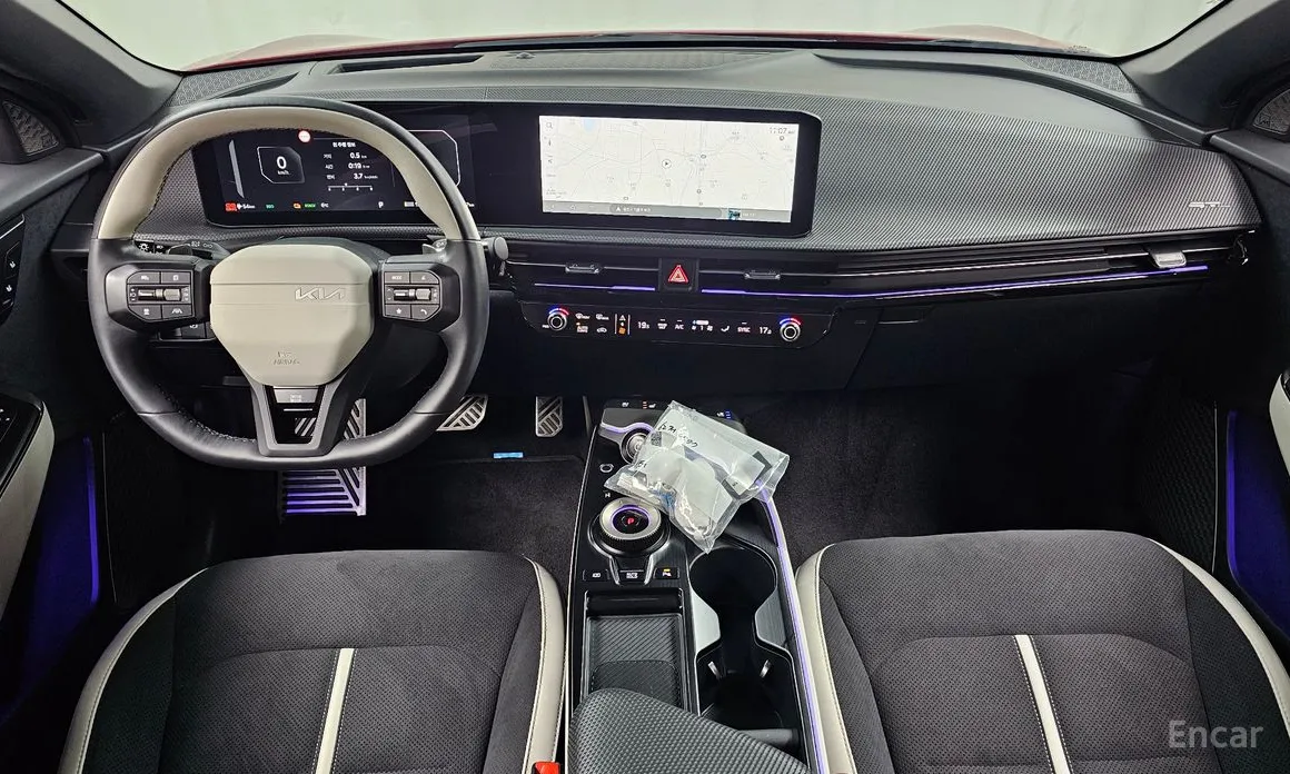 Фото 7 - Kia EV6