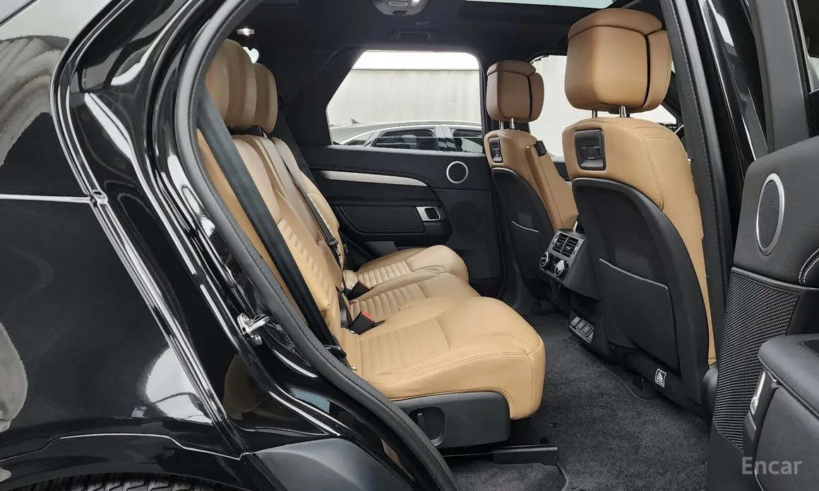 Фото 12 - Land Rover Discovery