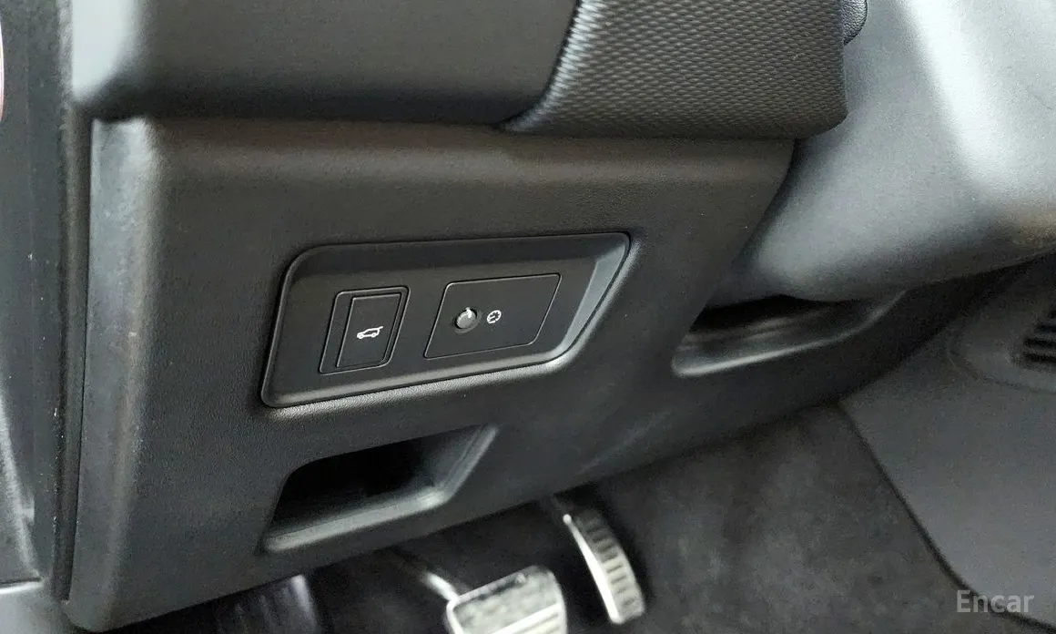 Фото 16 - Land Rover Discovery