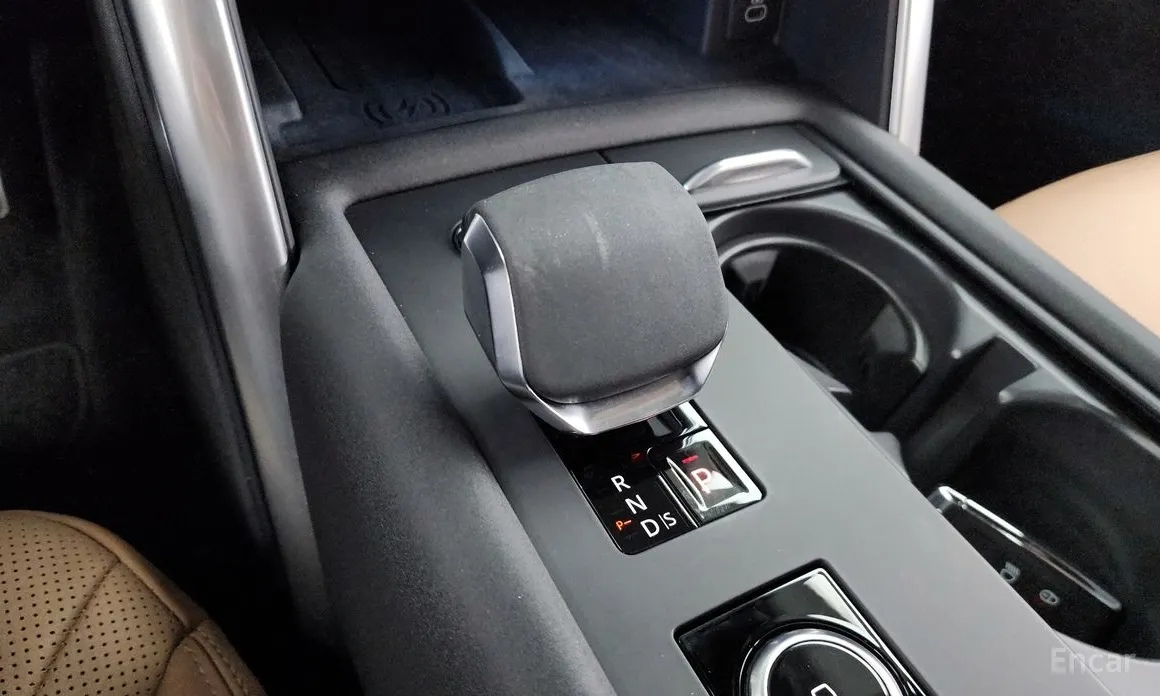 Фото 9 - Land Rover Discovery