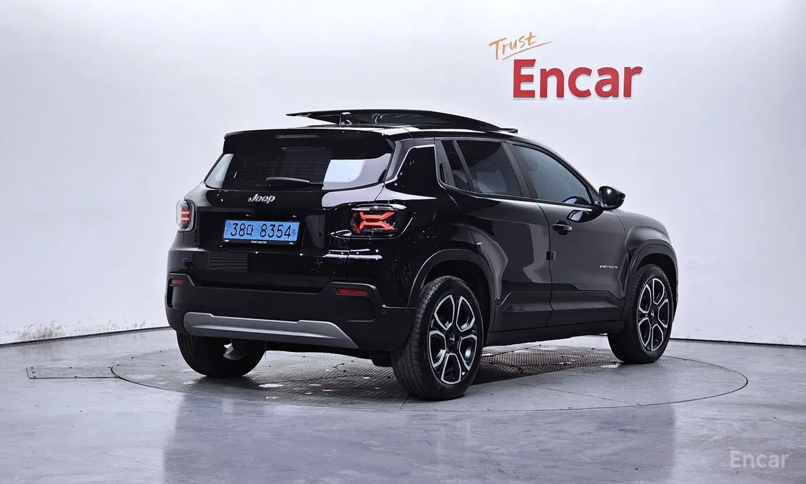 Фото 2 - Jeep Avenger