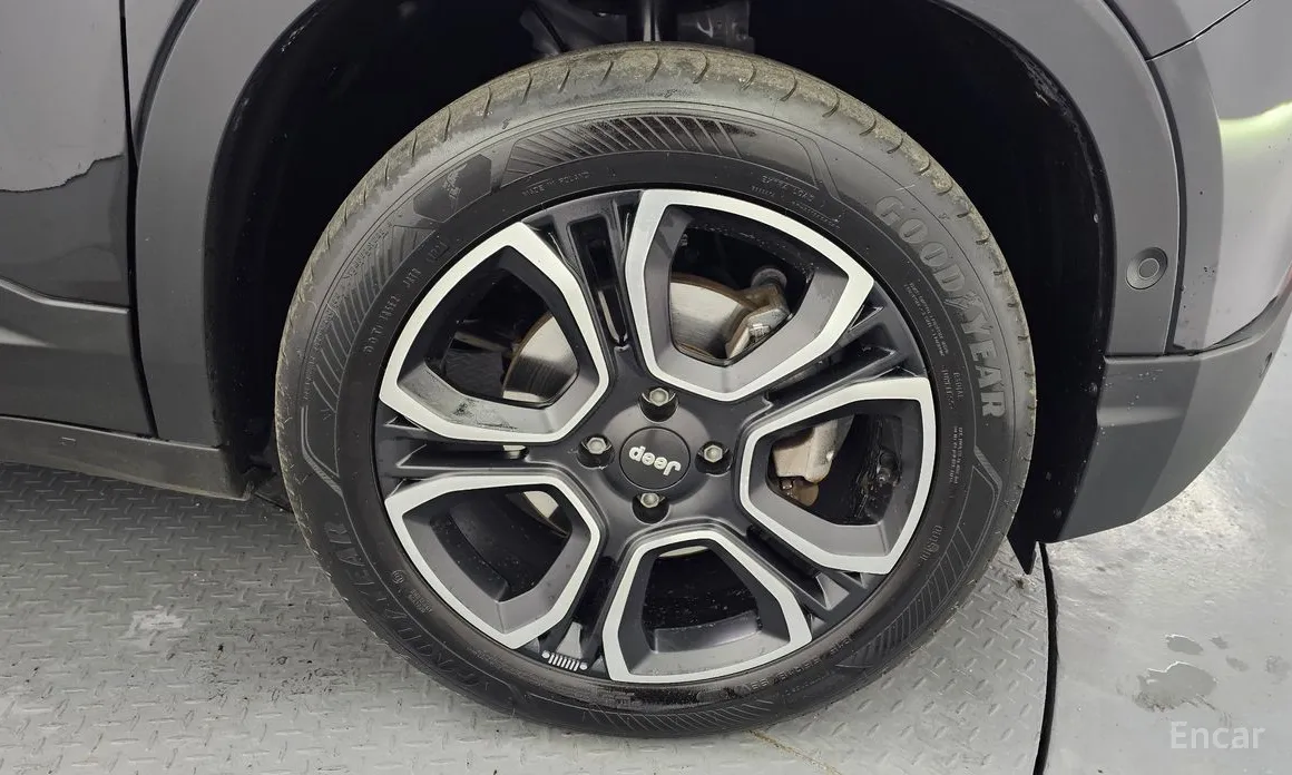 Фото 5 - Jeep Avenger