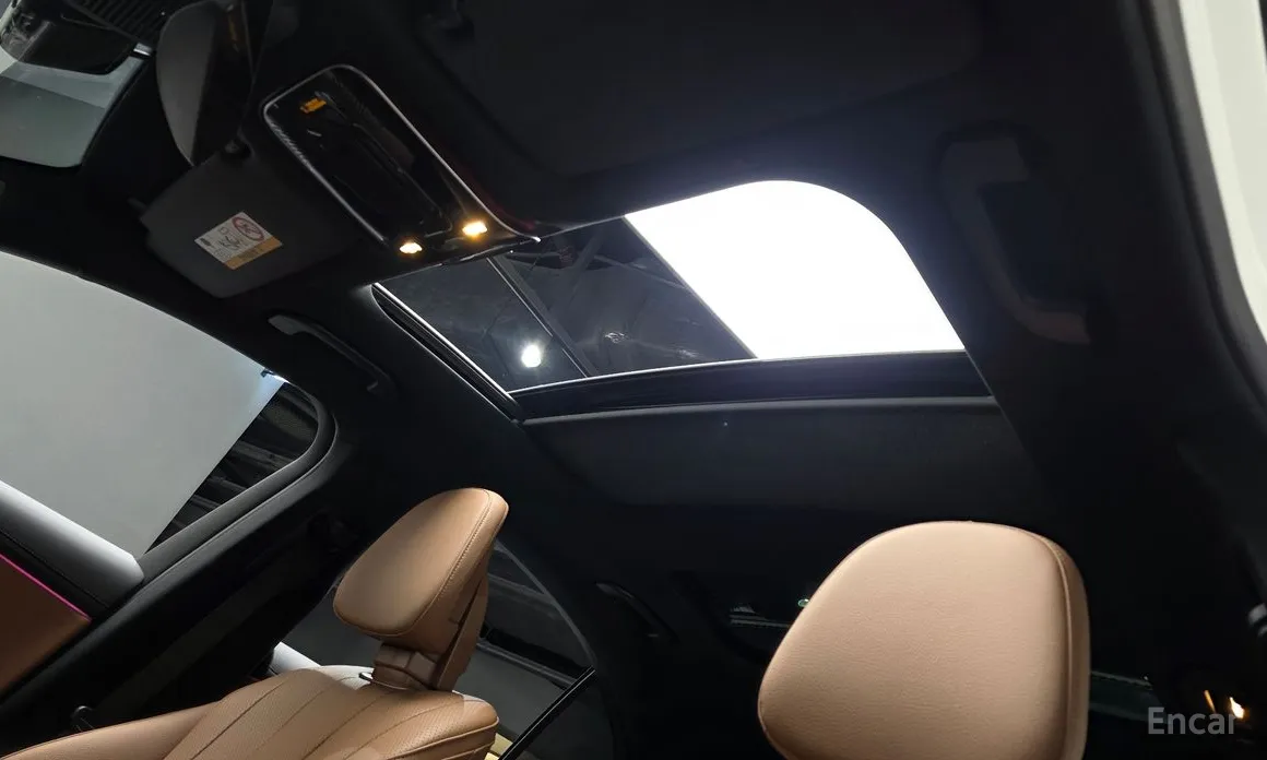 Фото 19 - Mercedes-Benz E-Class