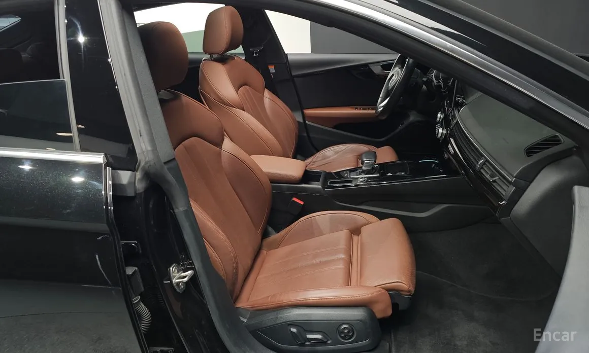 Фото 10 - Audi A5