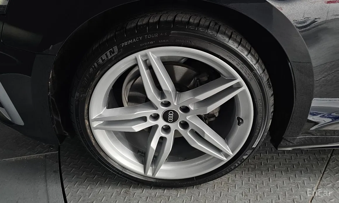 Фото 5 - Audi A5