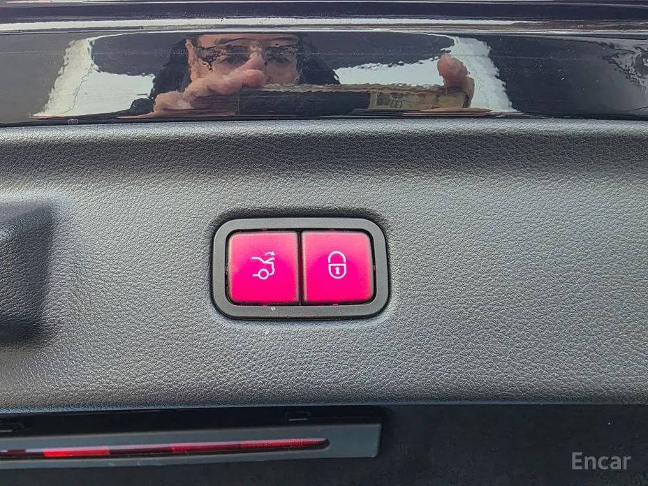 Фото 17 - Mercedes-Benz S-Class