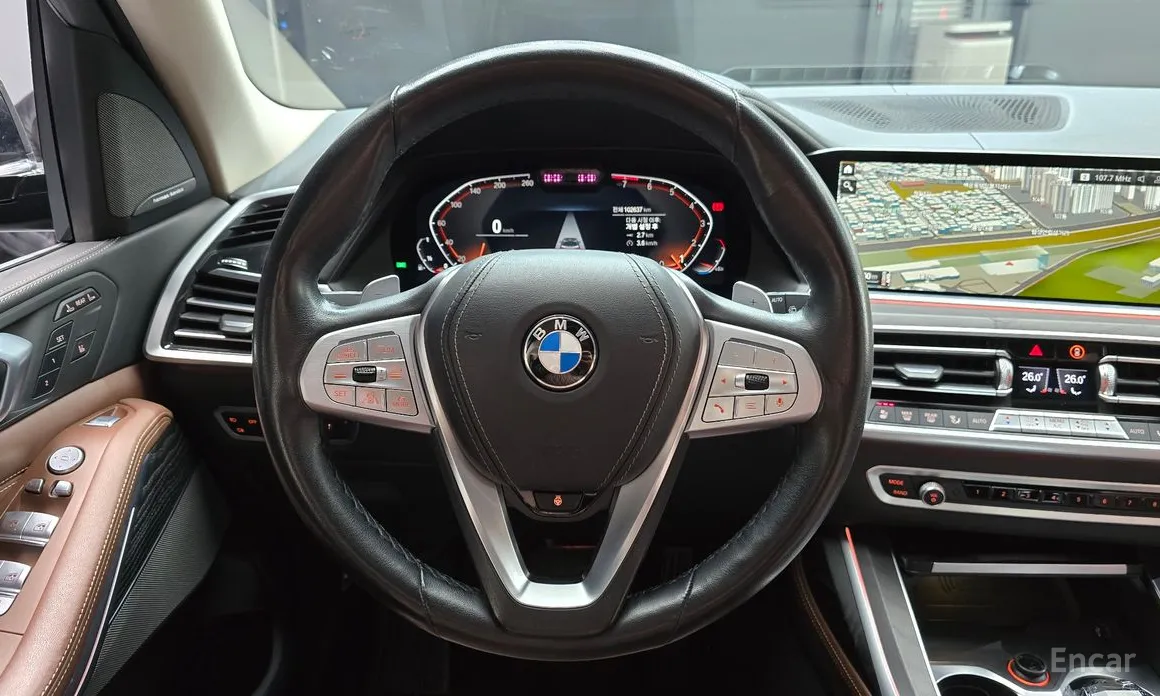 Фото 13 - BMW X7