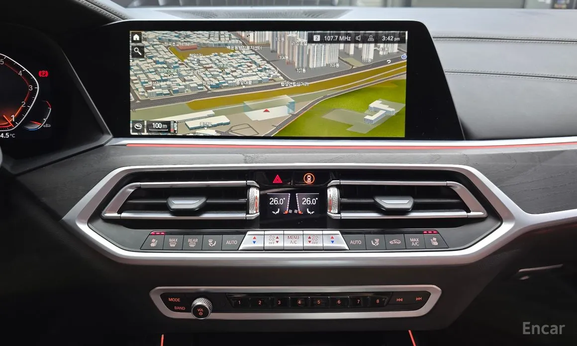 Фото 14 - BMW X7