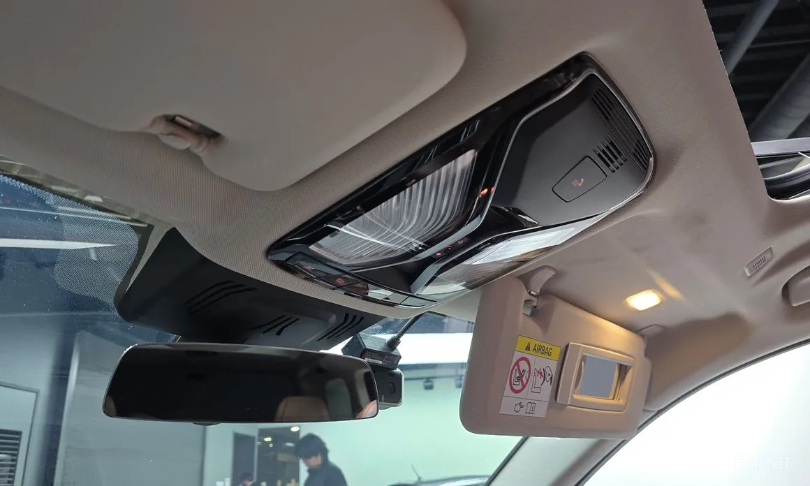 Фото 16 - BMW X7