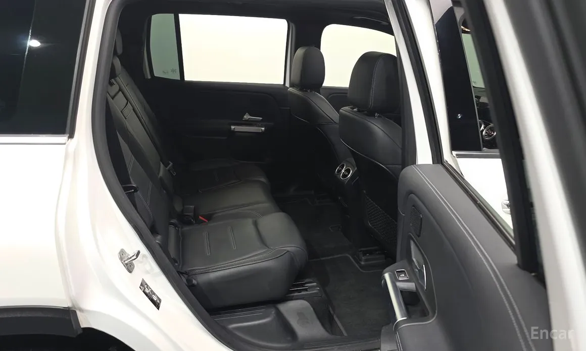 Фото 12 - Mercedes-Benz EQB