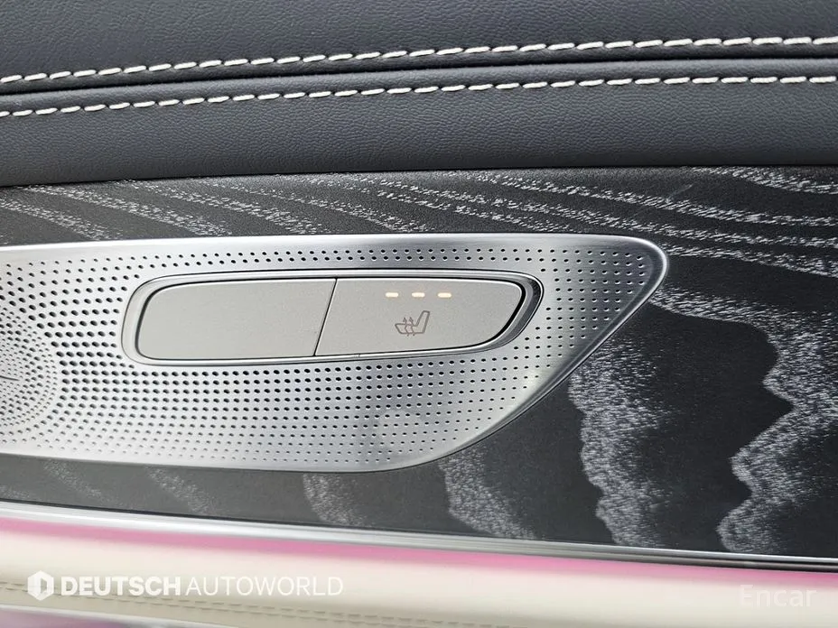 Фото 16 - Mercedes-Benz AMG GT