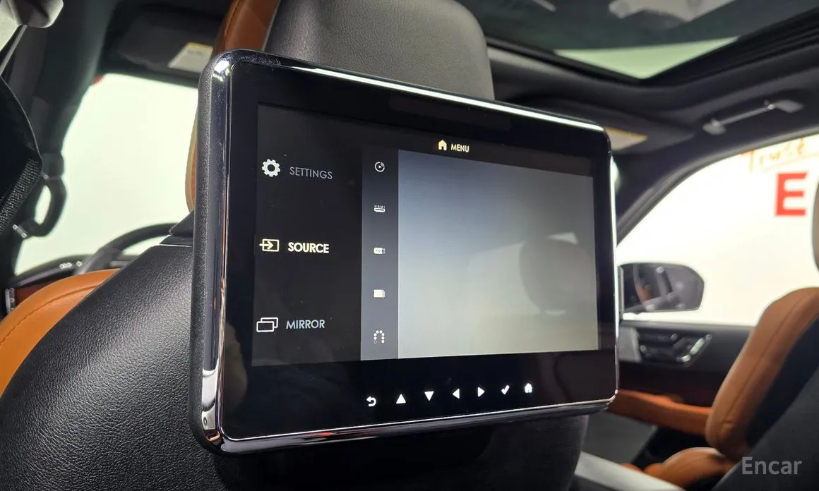 Фото 18 - Lincoln Navigator