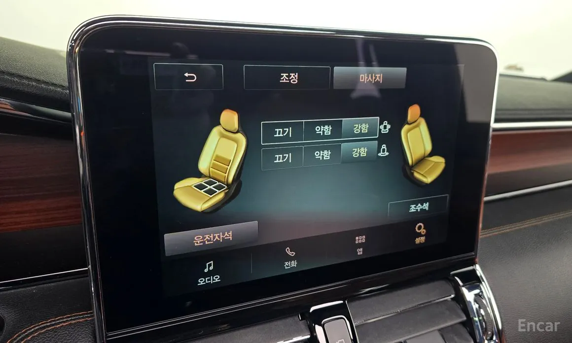 Фото 20 - Lincoln Navigator