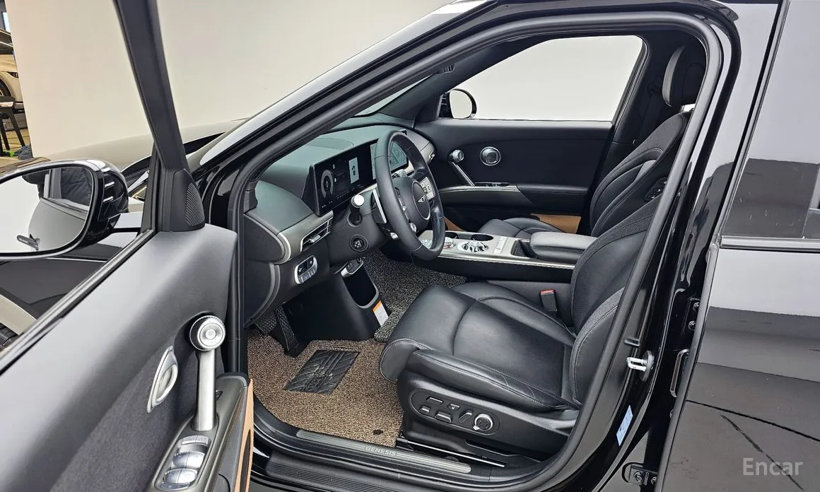 Фото 10 - Genesis GV60