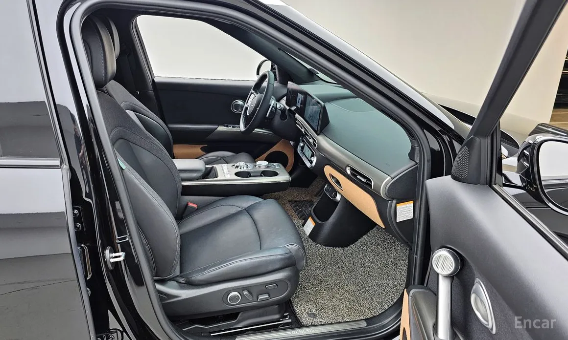 Фото 11 - Genesis GV60