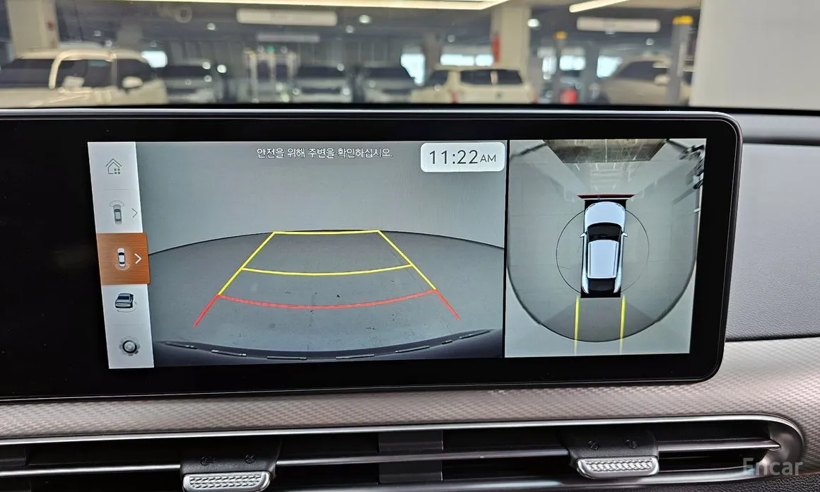 Фото 15 - Genesis GV60