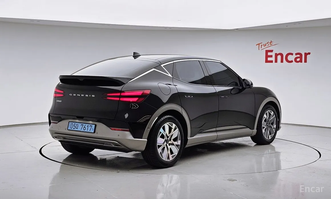 Фото 2 - Genesis GV60