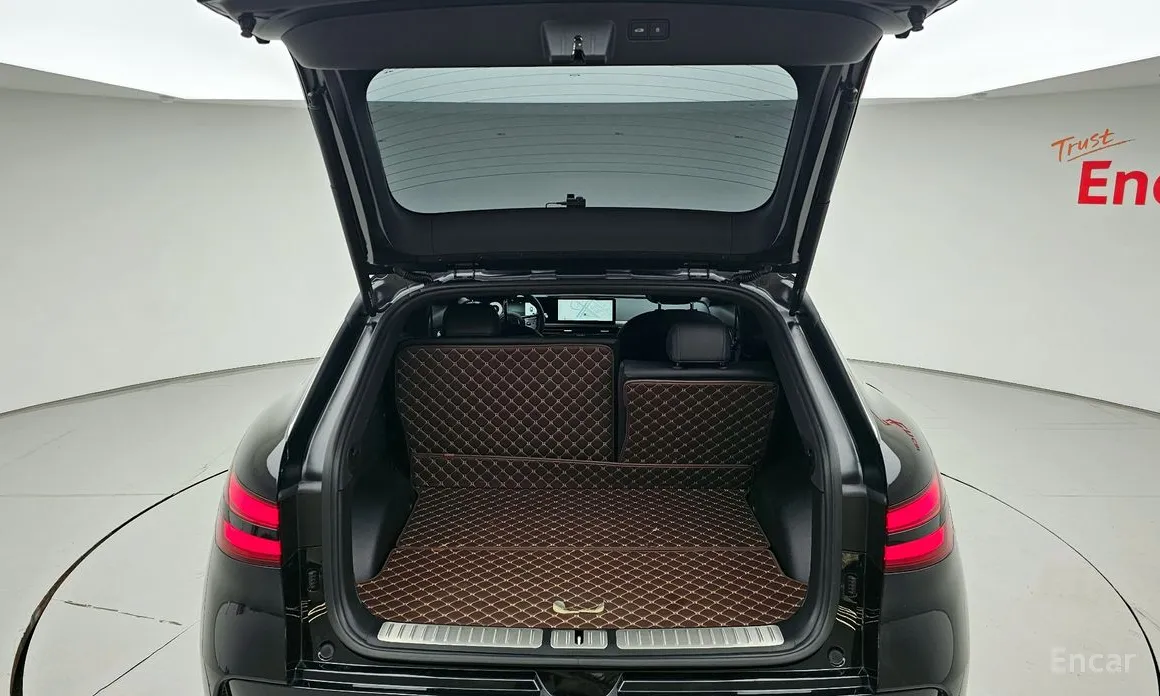 Фото 20 - Genesis GV60