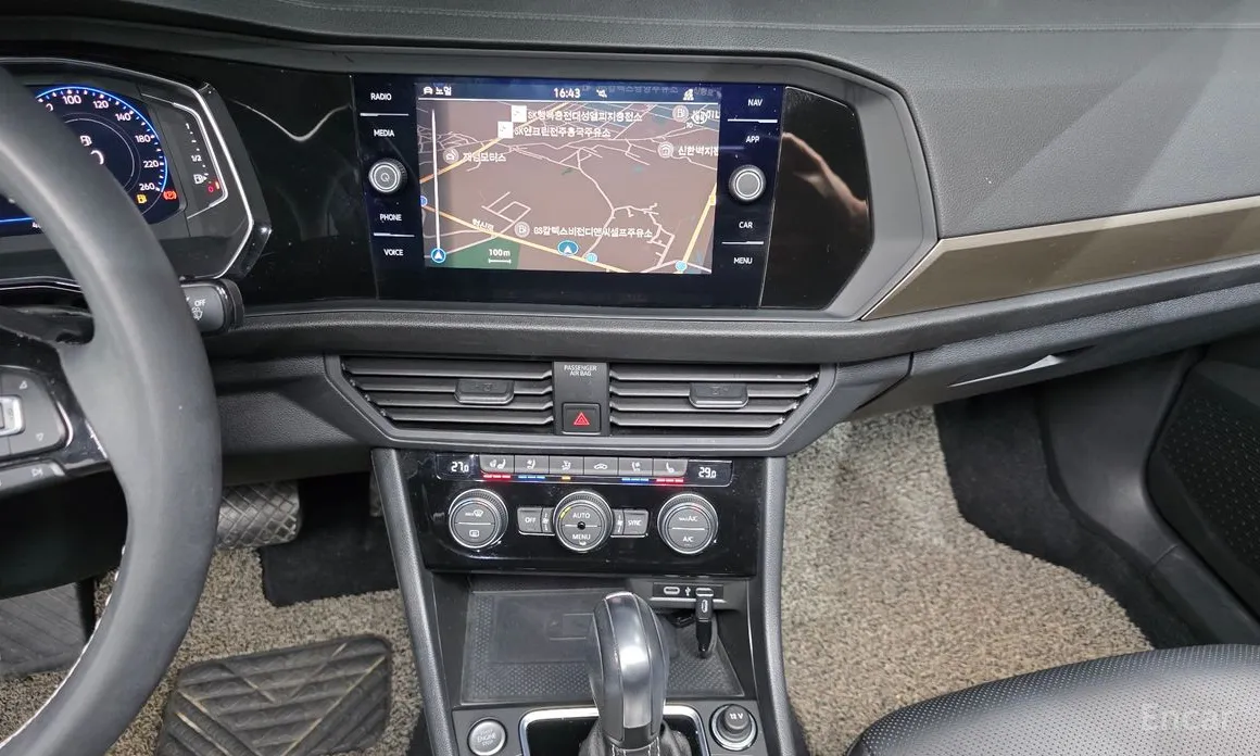 Фото 15 - Volkswagen Jetta