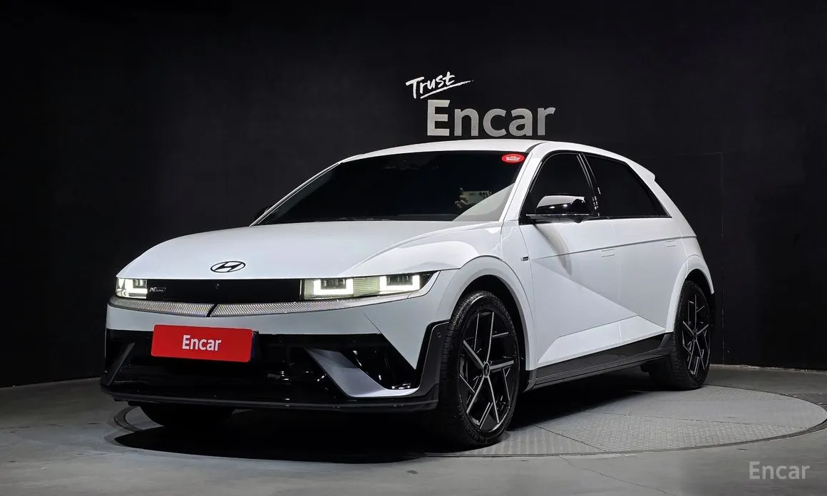 Фото 1 - Hyundai Ioniq 5