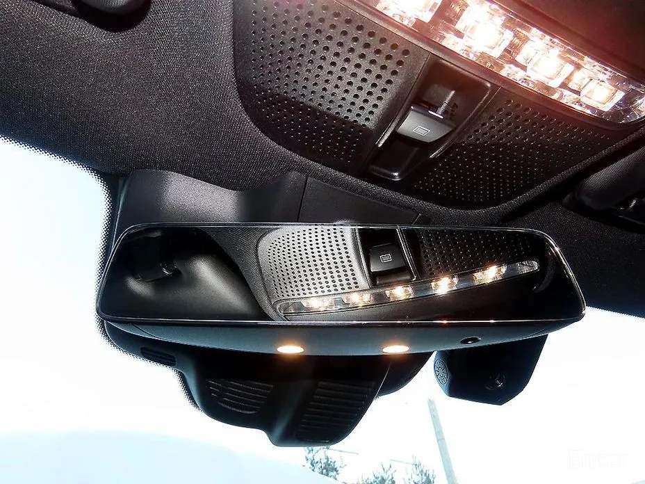 Фото 14 - Mercedes-Benz CLS-Class