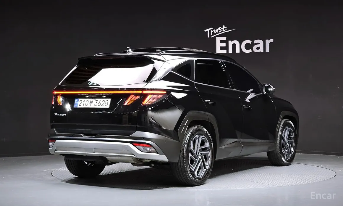 Фото 2 - Hyundai Tucson