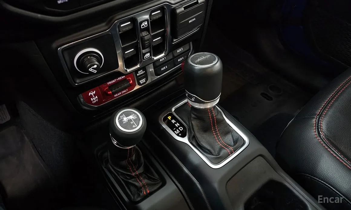 Фото 9 - Jeep Gladiator