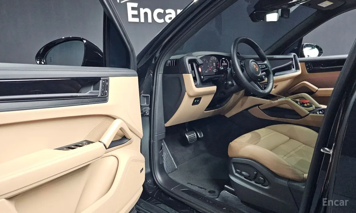 Фото 10 - Porsche Cayenne