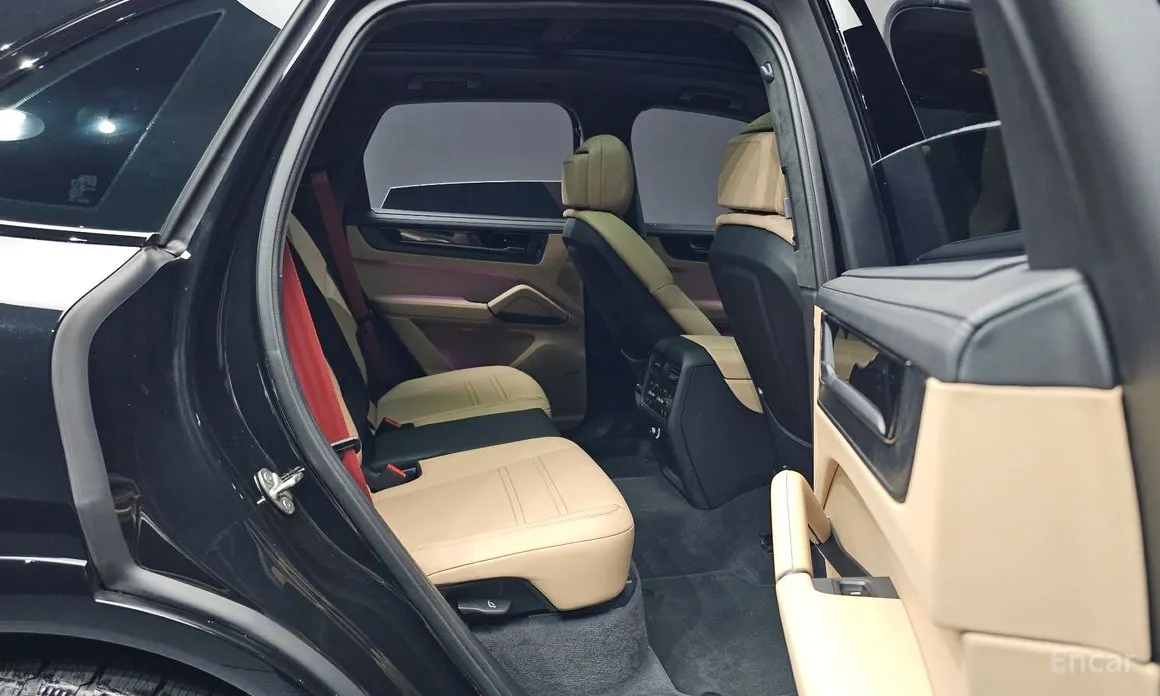 Фото 12 - Porsche Cayenne