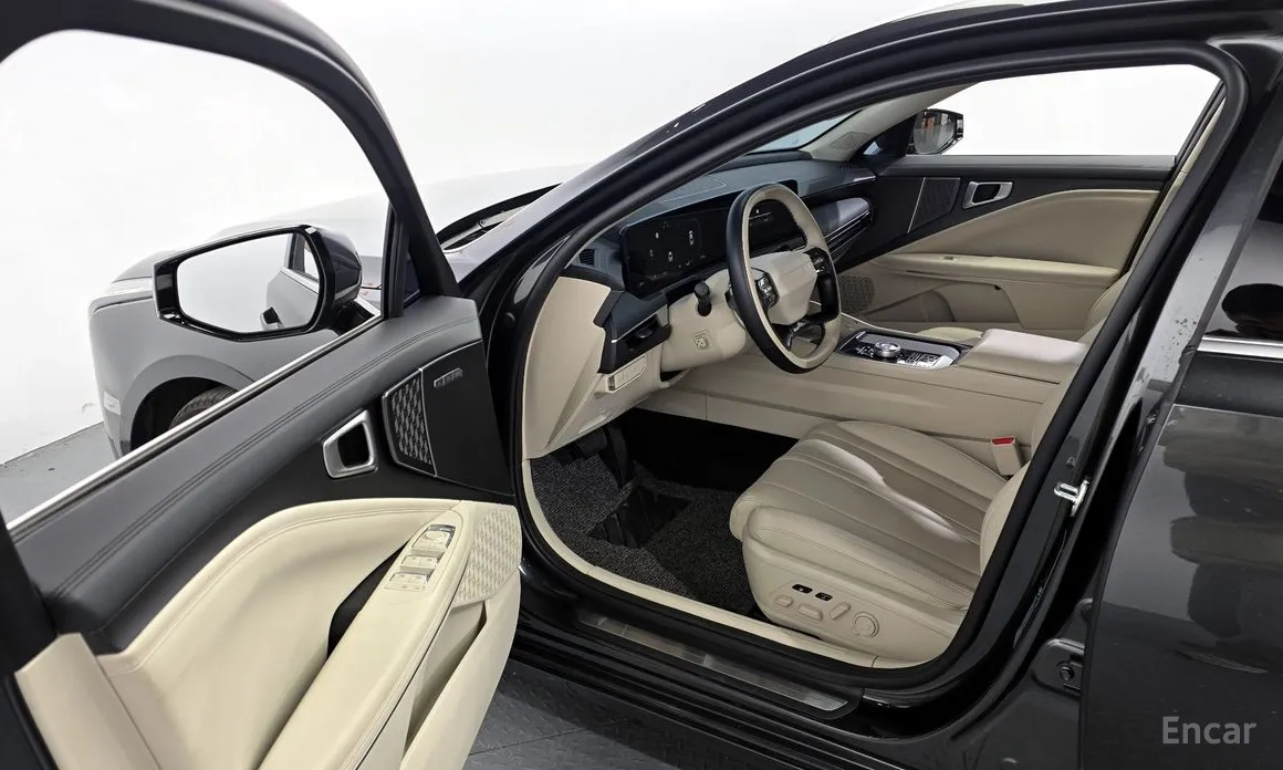 Фото 10 - Kia K8