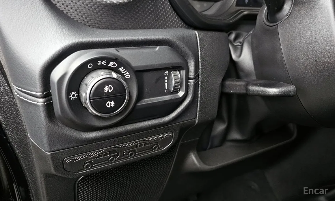 Фото 14 - Jeep Wrangler