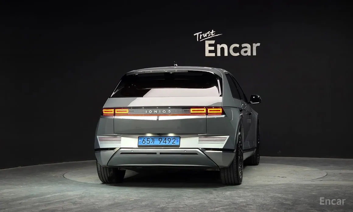 Фото 4 - Hyundai Ioniq 5