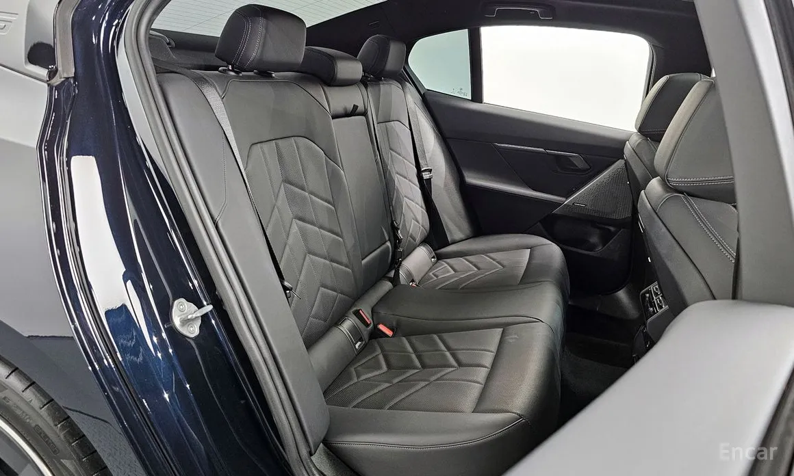 Фото 12 - BMW 5 Series