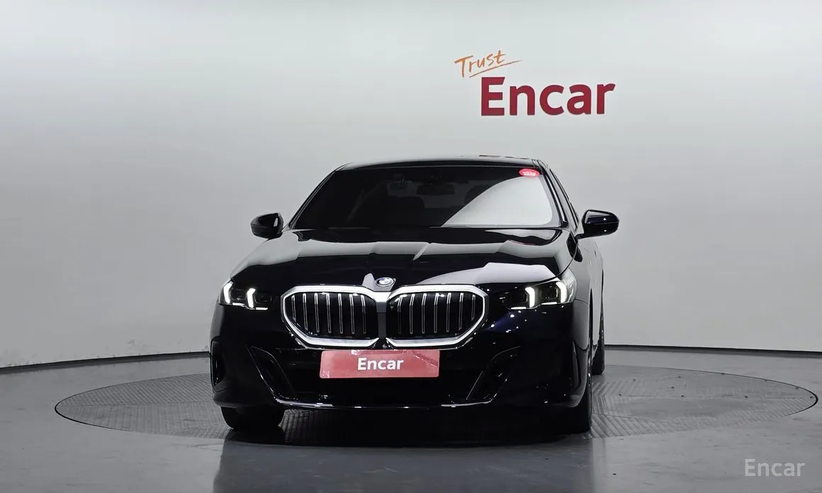 Фото 3 - BMW 5 Series