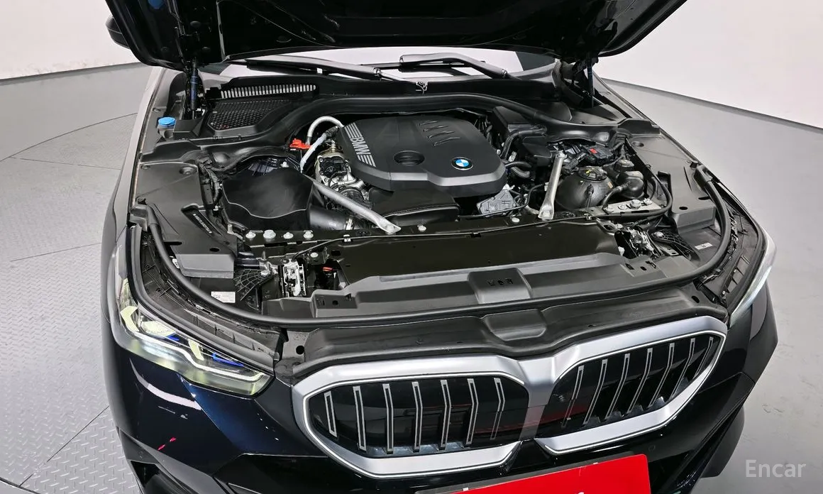 Фото 6 - BMW 5 Series