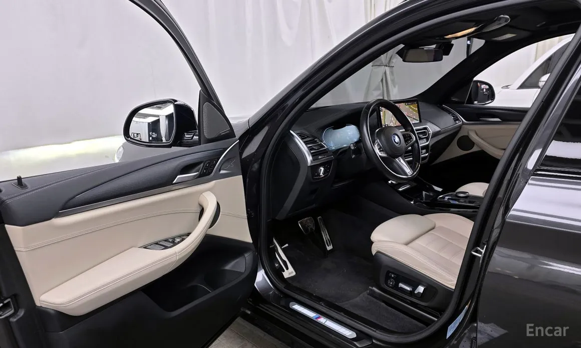 Фото 10 - BMW iX3