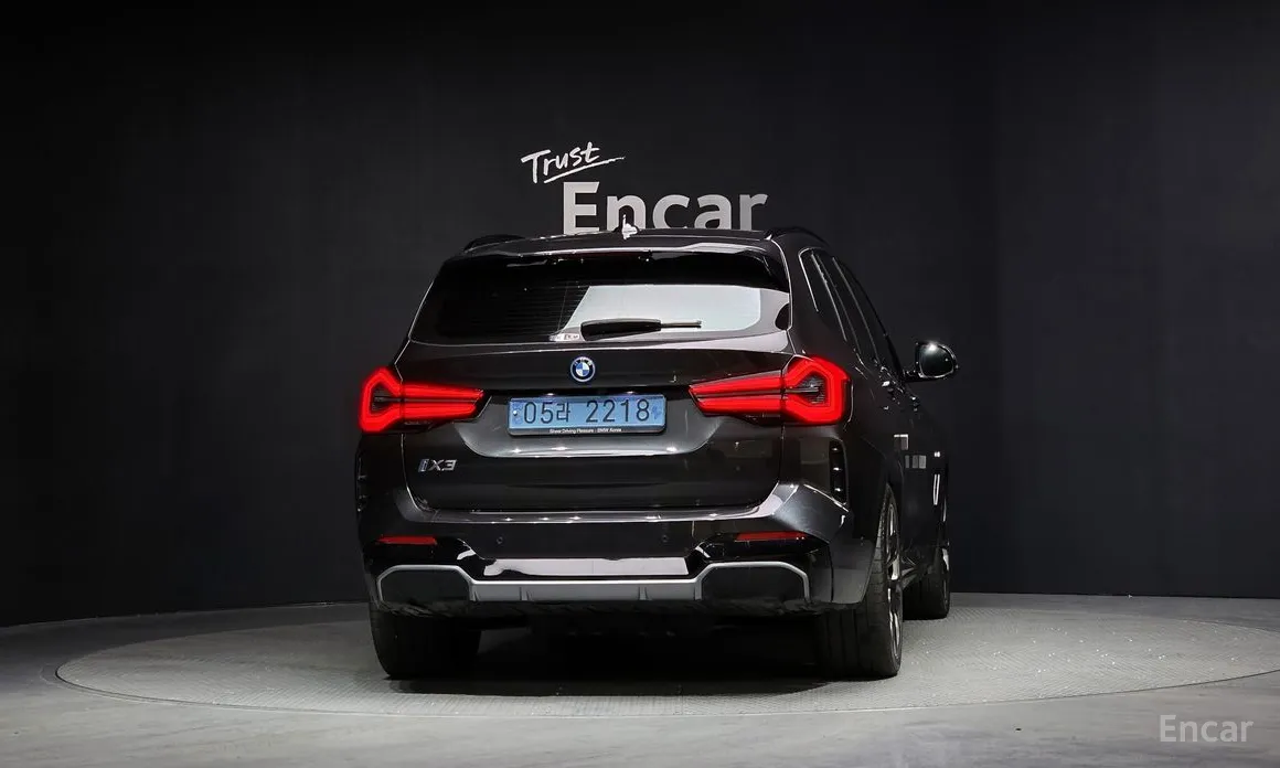 Фото 4 - BMW iX3