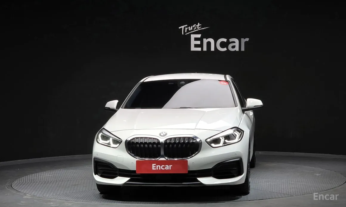 Фото 3 - BMW 1 Series