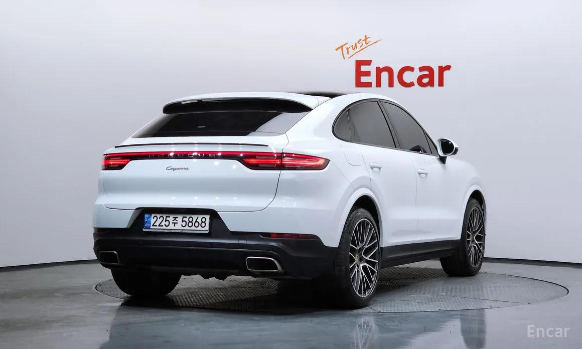 Фото 2 - Porsche Cayenne