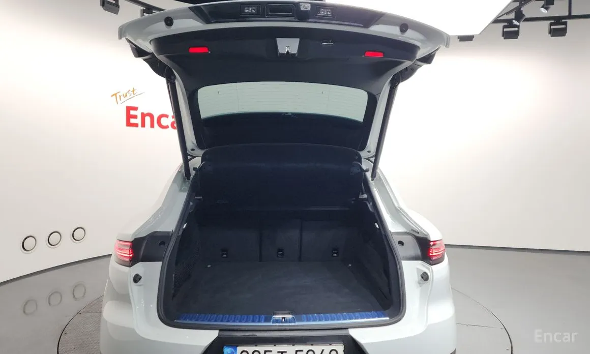 Фото 20 - Porsche Cayenne