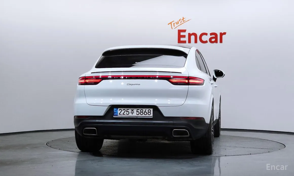 Фото 4 - Porsche Cayenne