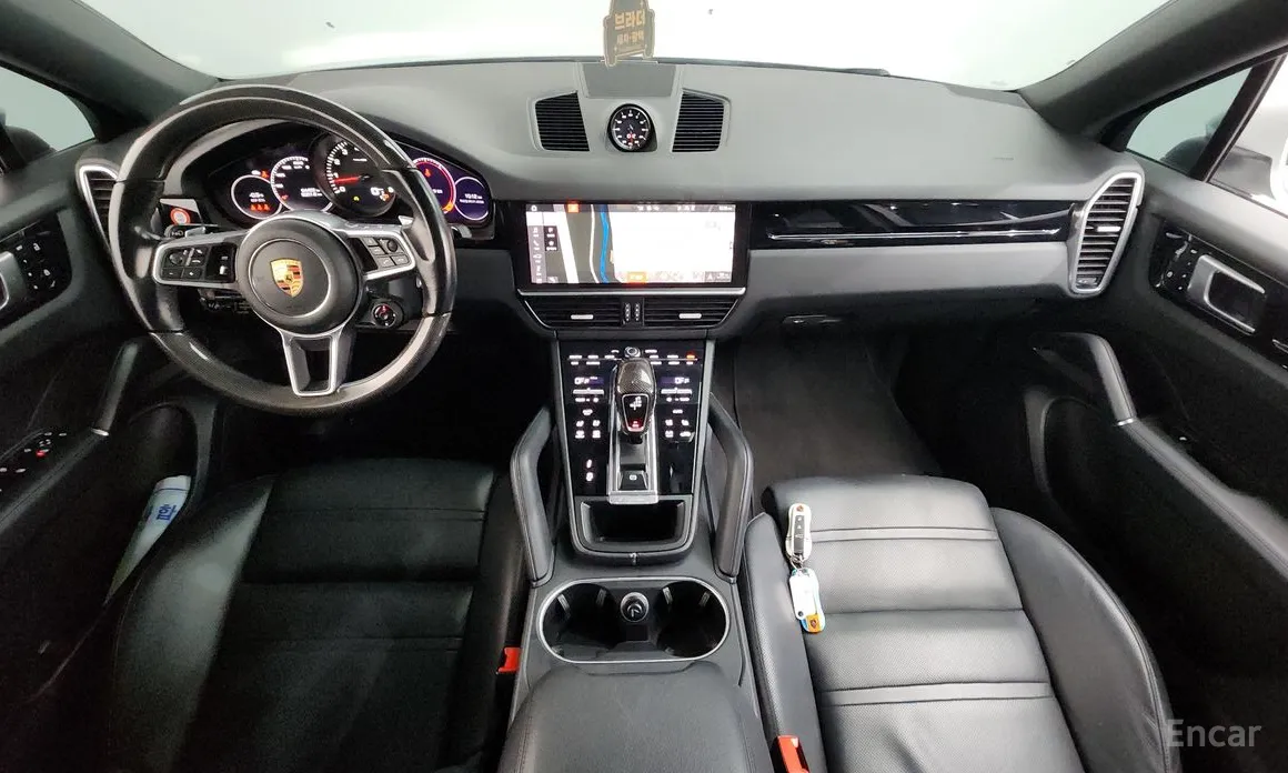 Фото 7 - Porsche Cayenne