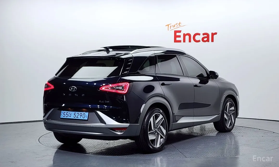 Фото 2 - Hyundai Nexo