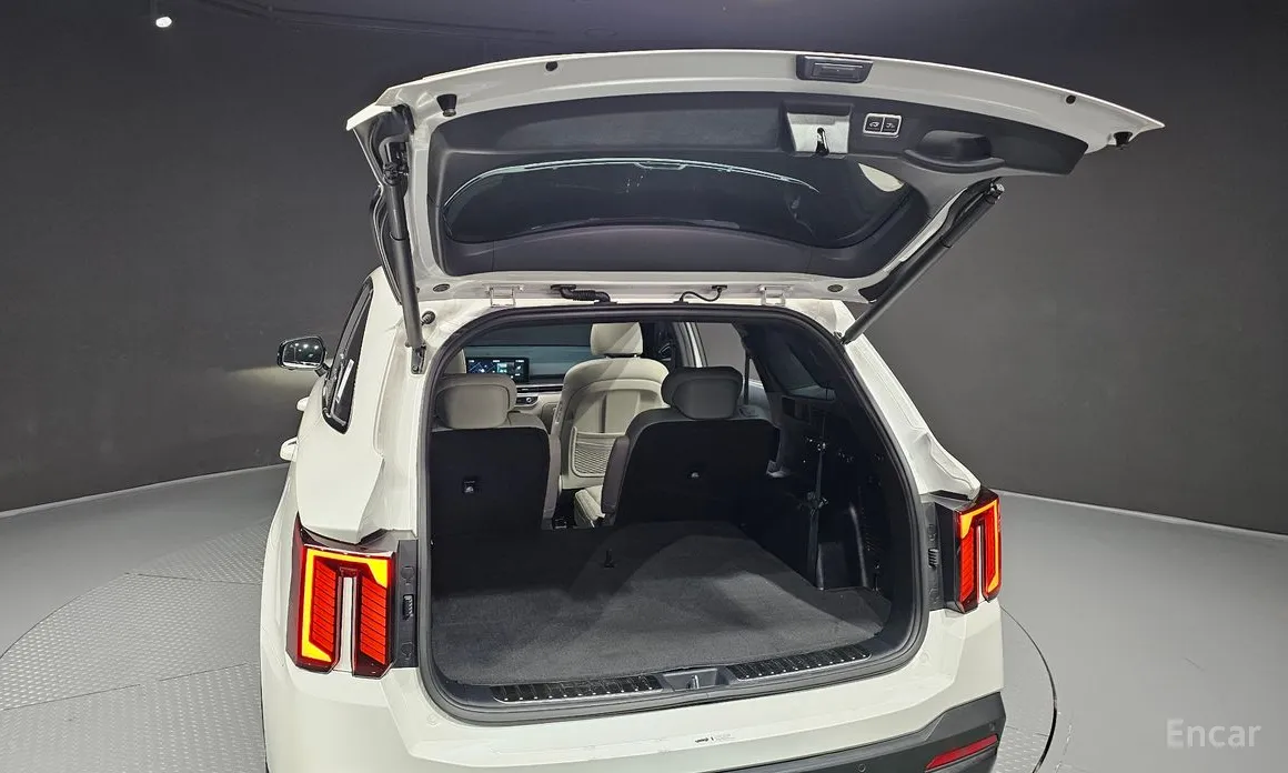 Фото 19 - Kia Sorento