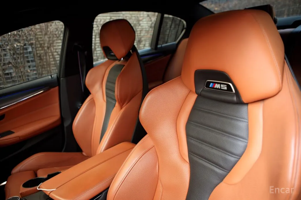 Фото 10 - BMW M5