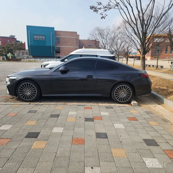 Photo 4 - Mercedes-Benz CLE-Class