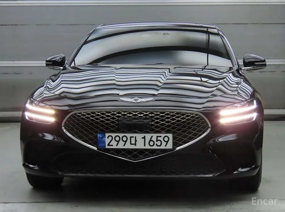 Фото 3 - Genesis G70