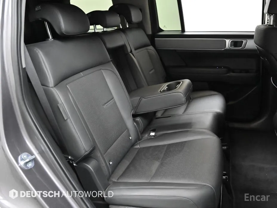 Фото 12 - Hyundai Santa Fe